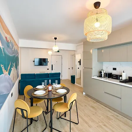 Tropicana - Infinity Pool & * Năvodari