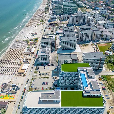 Tropicana - Infinity Pool &