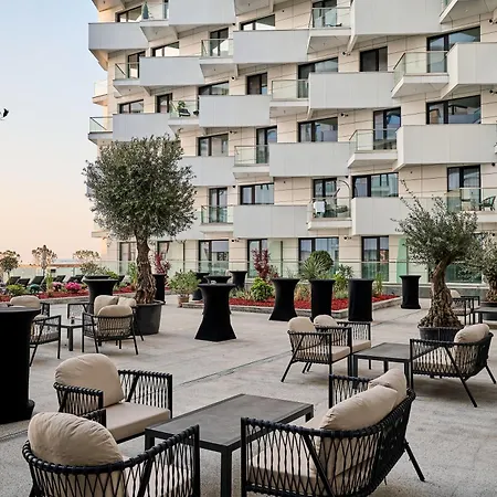 Lägenhet Tropicana - Infinity Pool & Năvodari