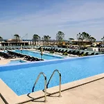Northbay In Infinity Pool & Apartment