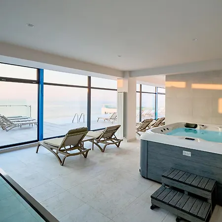 Northbay In Infinity Pool & 아파트 Năvodari