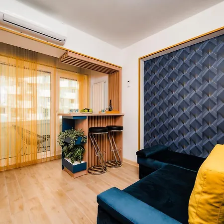 Northbay - Infinity Pool & Apartment Năvodari