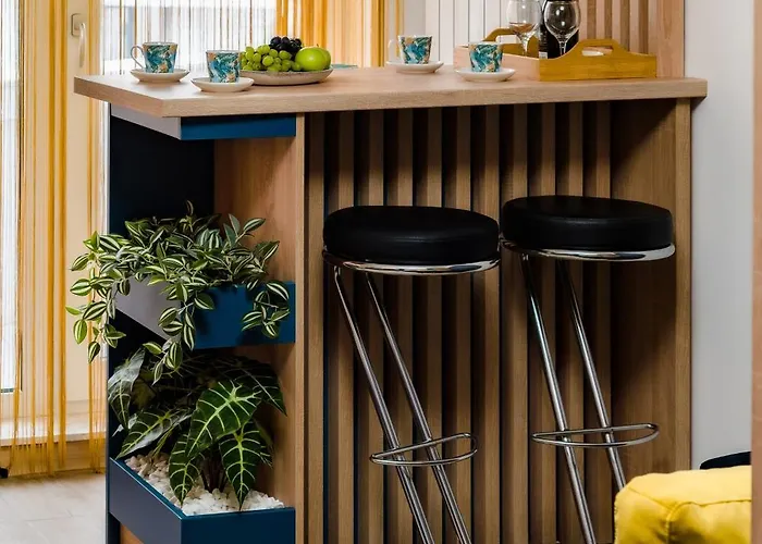 Northbay - Infinity Pool & Năvodari